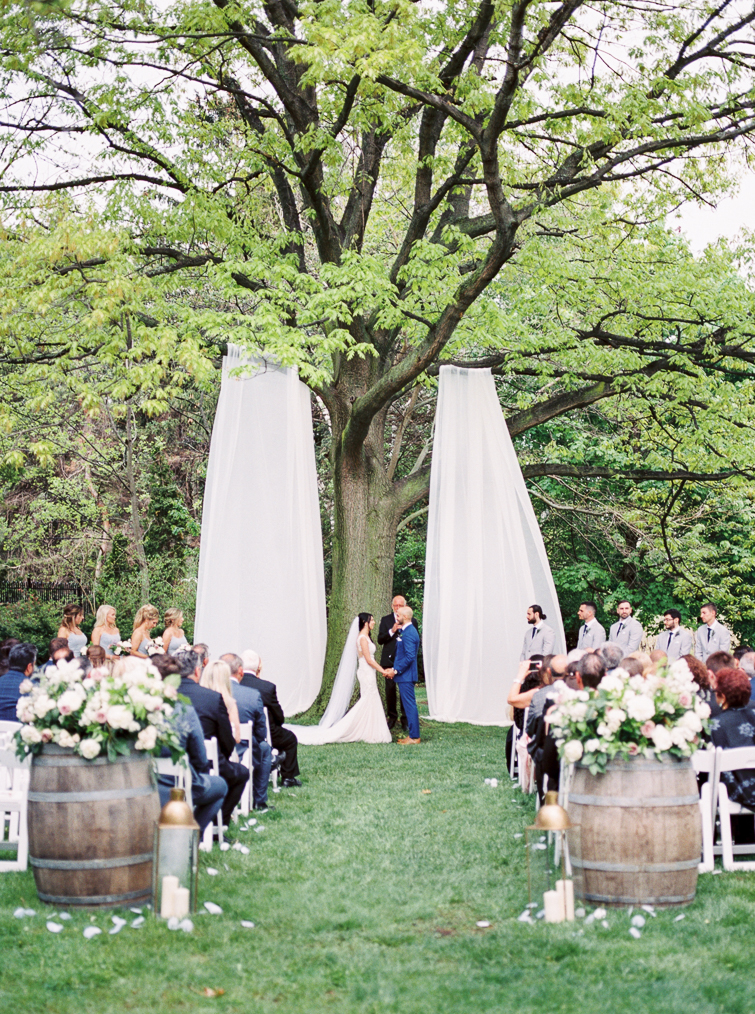 outdoor ceremony at kurtz orchards